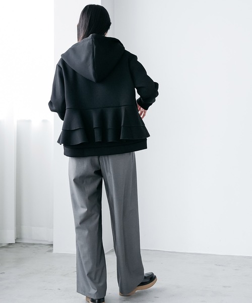 mili an deni（ミリアンデニ） パーカー バックフリル前開きジップ