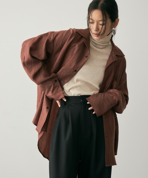 DFFUR. ブラウス シャツ ニュアンスサテンオープンカラーシャツ