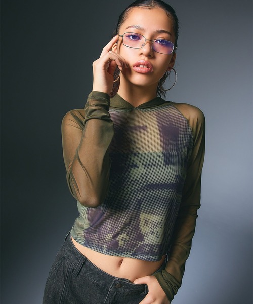 tシャツ PHOTOGRAPHY COMPACT MESH HOODIE レディース