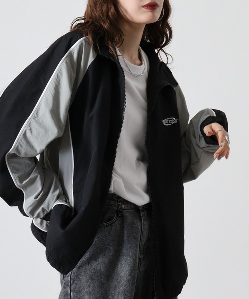 美品 ルフィル 25SS ナイロンストレッチフリルジャケット ライトアウター 美品 ルフィル 25SS ナイロンストレッチフリルジャケット ライト