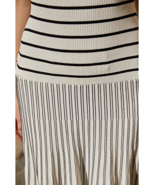 みーさん専用estella.k ワンピース Estella.K ワンピース Jill Dress カッテイングミディドレス