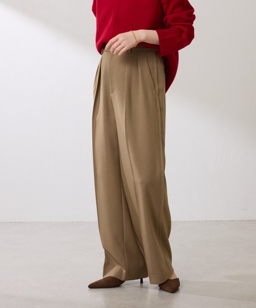 新品＊未使用　COLLAGE GALLARDAGALANTE パンツ サテンワイドパンツ（その他パンツ）｜COLLAGE GALLARDAGALANTE