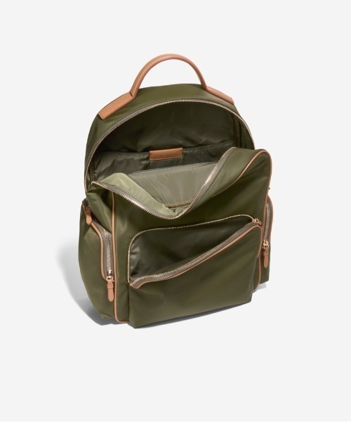 COLE HAAN（コールハーン） デイバック リュック デランシーナイロン