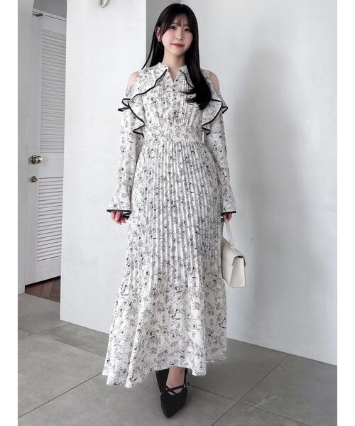 dazzlin（ダズリン） ワンピース オープンショルダーフラワープリーツ