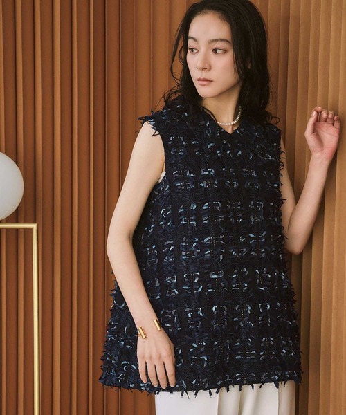 yori  襟付きノースリーブ　完売品 yori / ヨリ | 襟付き フリルノースリーブブラウス | 38 | ネイビー