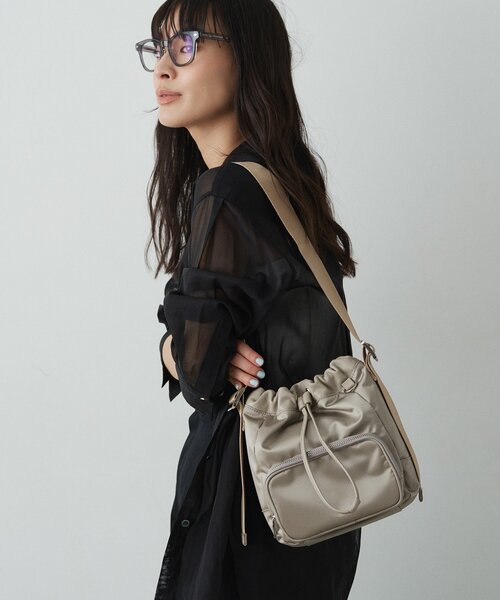 russet(ラシット) ショルダーバッグ バッグ 「インフルエンサー russet(ラシット) ショルダーバッグ バッグ 「インフルエンサー