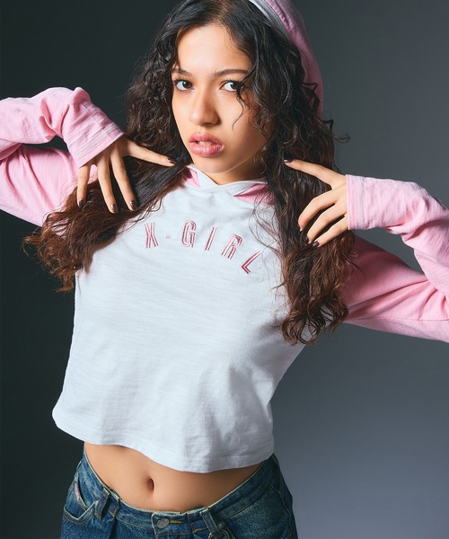 X-girl（エックスガール） パーカー RAGLAN L/S HOODIE レディース