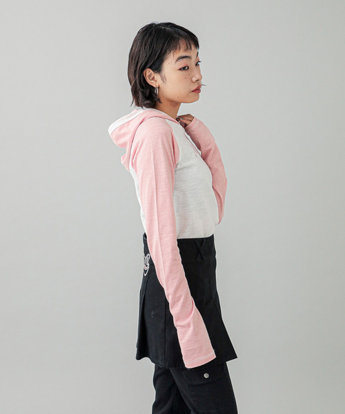 X-girl（エックスガール） パーカー RAGLAN L/S HOODIE レディース