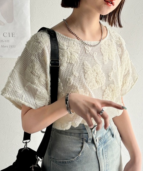tシャツ 大人のおしゃれ度ワンランクアップ。チュールフラワーコード刺繍半袖Tシャツ レディース | classicalelf | 05