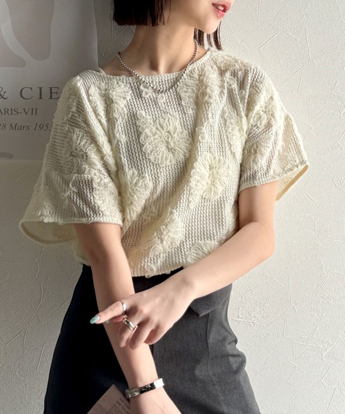 tシャツ 大人のおしゃれ度ワンランクアップ。チュールフラワーコード刺繍半袖Tシャツ レディース | classicalelf | 08