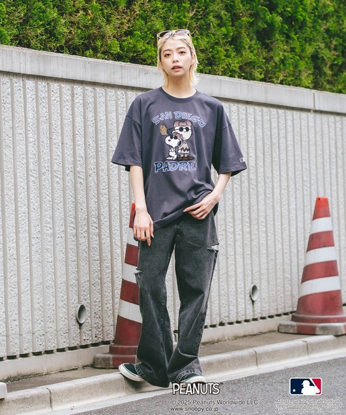 PEANUTS MLB TOKYO SERIES Tシャツ サイズL ドジャース NBA/NFL/NHL/MLB MLB x PEANUTS オリジナルデザイン Tシャツ