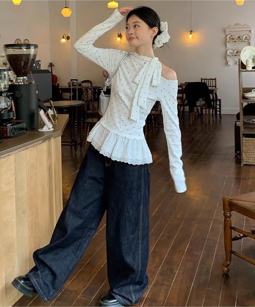 AsheKsha tシャツ ドット柄ストラップ付きオフショルダー長袖Tシャツ