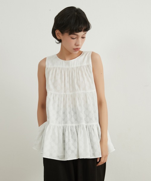 beauty&youth コットン エンブロイダリー ノースリーブトップス 美品 コットン エンブロイダリー ノースリーブトップス ―ウォッシャブル―