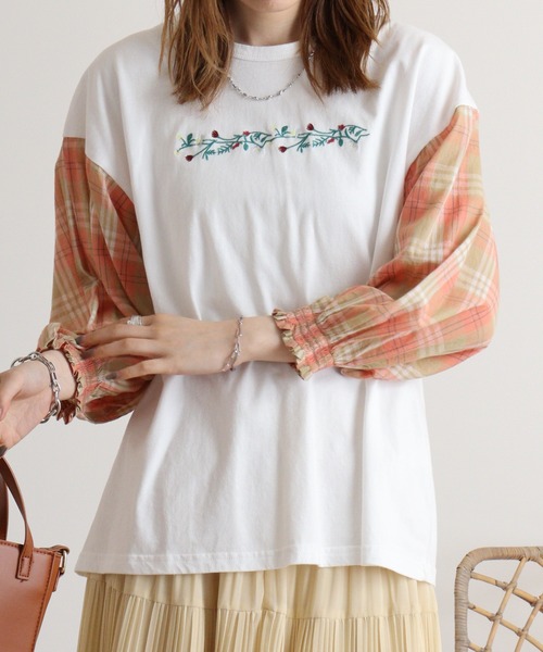 tシャツ EMAGO 花刺繍袖ギャザーT レディース