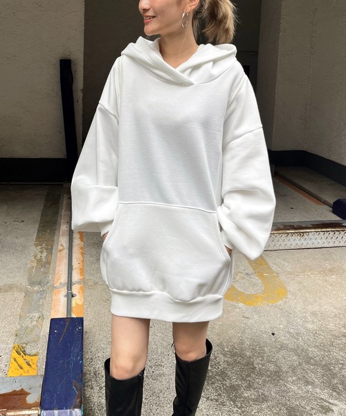 SPIRALGIRL×iScream コラボパーカー オフホワイト SPIRALGIRL（スパイラルガール）の「【iScreamコラボ】Sorry Not