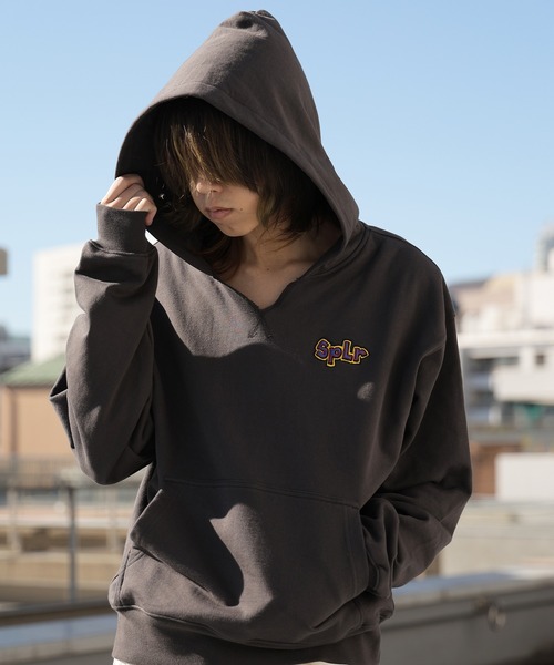 【国内買付】KAMIYA CRAYON Breached Hoodie ロゴ パーカー KAMIYA CRAYON Breached Hoodie （BLACK） -FASCINATE