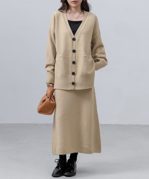 DAY CLOSET セットアップ 「セットアップ」スリットで抜け感+。長袖