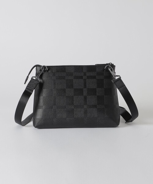 BLACK LABEL CRESTBRIDGE ショルダーバッグ エンボスチェック