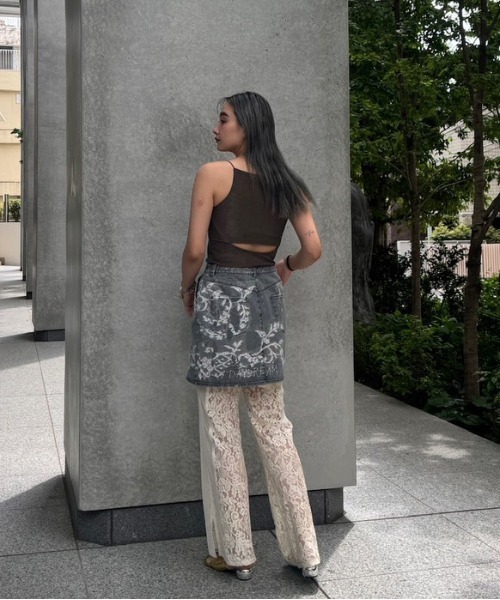 Ameri（アメリ） キャミソール MEDI GLOSS RIB BACK SLIT CAMISOLE