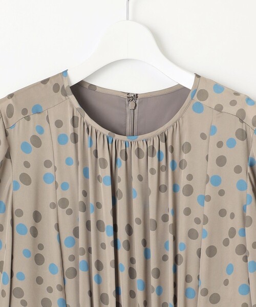 自由区（ジユウク） ワンピース マルチポルカドットプリント