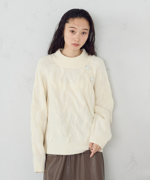 COMME CA ISM（コムサイズム） ニット セーター ケーブル ボタンニット