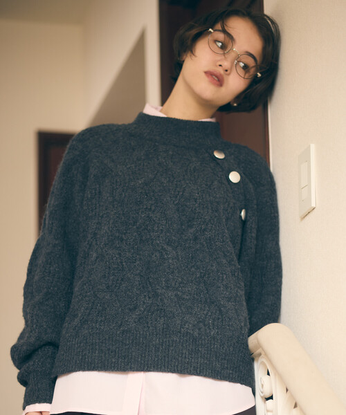COMME CA ISM（コムサイズム） ニット セーター ケーブル ボタンニット