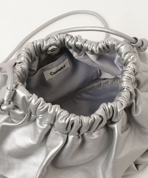 お値下げしましたプラダ　フリルバッグ ナイロン　シルバー金具 Casselini（キャセリーニ） フリルショルダーバッグ - シルバー