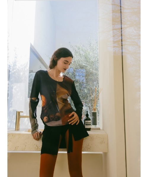【美品】sahara 2way sleeve top sahara（サハラ） tシャツ 2way Sleeve Art Print Top レディース