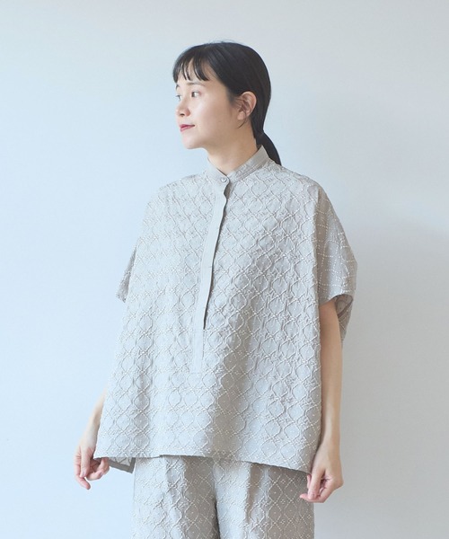 ブラウス シャツ 単色刺繍squareブラウス レディースの画像
