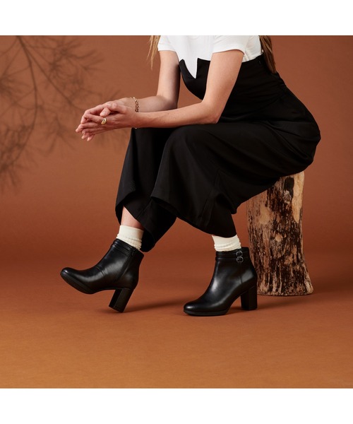 「Clarks」 ショートブーツ UK3.5 ブラック レディース_画像7