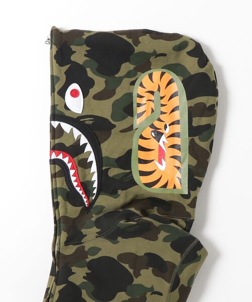 【即日発送】A BATHING APE 1St Camo シャーク パーカー A BATHING APE（アベイシングエイプ） パーカー 1ST CAMO SHARK FULL
