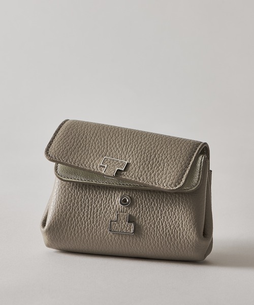美品 IACUCCI イアクッチ アバウォレット グレージュ 財布 二つ折り IACUCCI（イアクッチ） 二つ折り 二つ折り財布 財布 「coming soon