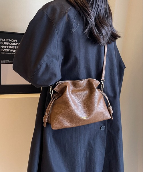 LA VORAGINE（ラ ヴォラジネ） ショルダーバッグ バッグ フェイク