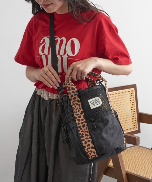 FREDRIK PACKERS（フレドリックパッカーズ） ショルダーバッグ バッグ