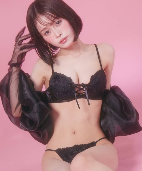 RAVIJOUR（ラヴィジュール） ブラジャー ビタークロス トリックリフト