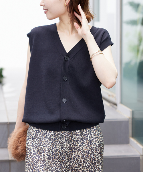 moco　新品タグ付SLOBE IENA ブラック Vネックニットベスト SLOBE IENA（スローブイエナ） ニットベスト FREE ブラック レディース