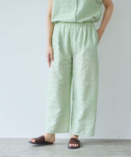 yuni パンツ 単色刺繍wide pettit pants レディース : ZOZOTOWN Yahoo