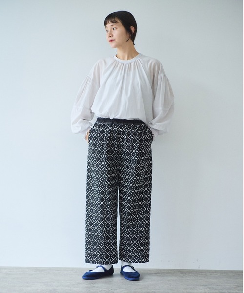 パンツ 単色刺繍wide pettit pants レディースの画像