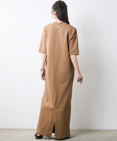 ワンピース パワーショルダーカットソーロングワンピース「大きいサイズ有」シックスタイルの画像