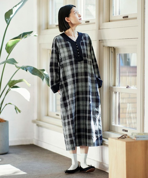 「Sunny clouds」 長袖ワンピース LARGE ブラック レディース_画像2