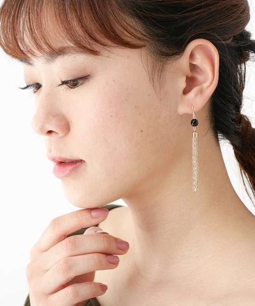 ピアス K10カラーストーン（オニキス）タッセル フックピアス レディースの画像