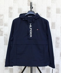 TOMMY HILFIGER（トミー・ヒルフィガー） ナイロンジャケット フロント
