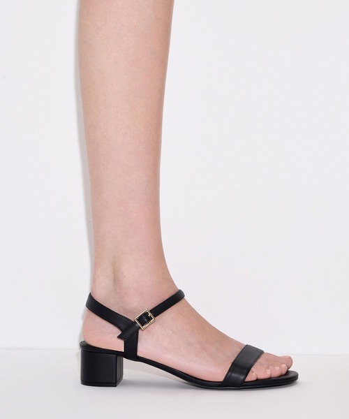 国内配送★Charles&Keith★ブロックヒール ストラップサンダル CHARLES & KEITH サンダル ブロックヒール アンクルストラップ