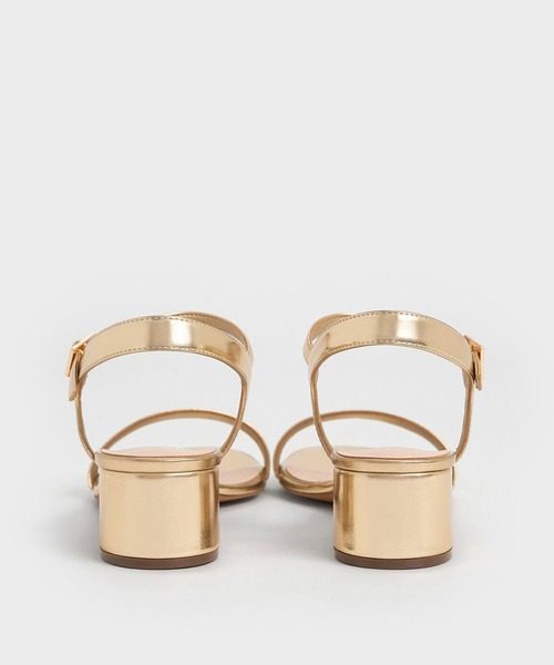 CHARLES ＆ KEITH（チャールズ&キース） サンダル ブロックヒール