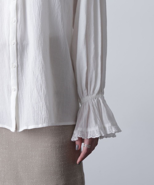 ROSE BUD（ローズバッド） ブラウス シャツ (CREOLME)フリルカラー