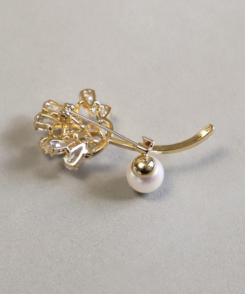 ORPHE Le Bijoux パール フラワー ブローチ RUIRUE BOUTIQUE（ルイルエブティック） ブローチ フラワー ビジュー