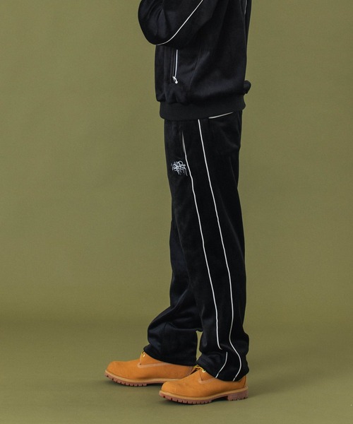 XLARGE（エクストラ ラージ） パンツ TAGGING VELOUR PANTS メンズ