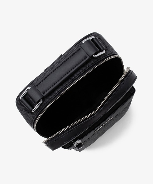 MICHAEL KORS（マイケルコース） ショルダーバッグ FREE ブラック