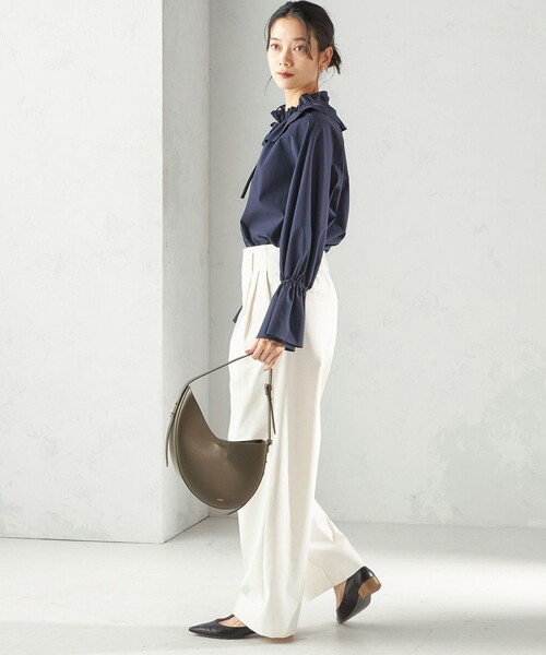 わっず✳︎ 2017ss  C/Cu/Li タフタワイドブラウス アイロン要らずの『軽やかブラウス』はママの“体形カバー”にも◎ | VERY