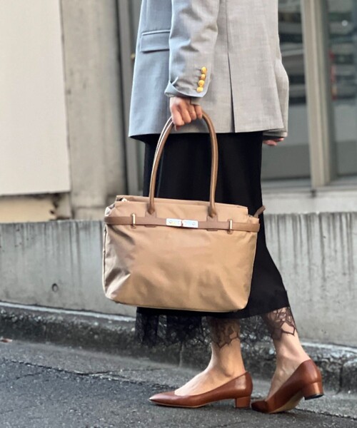 新品タグ付き　NOLLEY'S ノーリーズ　HINERI A4トートバッグ NOLLEY'S（ノーリーズ） トートバッグ HINERI A4トートバッグ